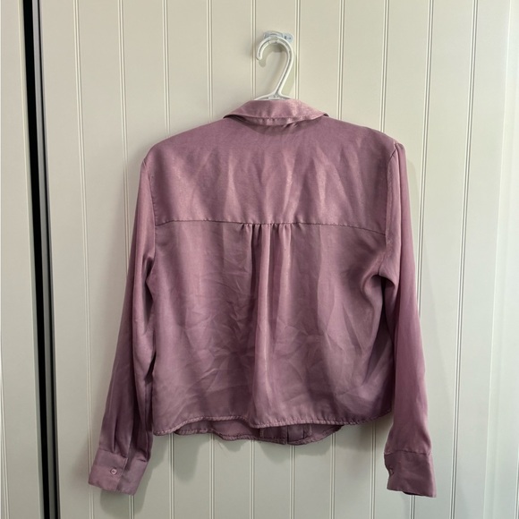 Dynamite Mauve Hidden Button Satin Blouse Medium - Picture 3 of 3